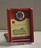 建黨90周年貴金屬擺件,實(shí)木工藝紀(jì)念品,黃金擺件,黃金工藝品